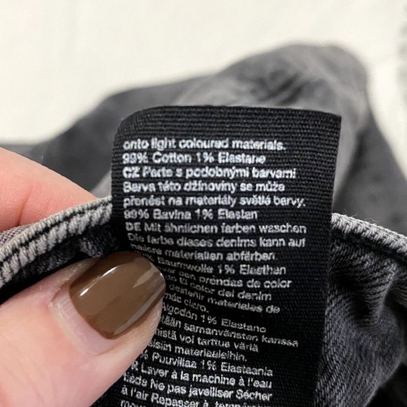 &‎ Other Stories Favorite Cut Cropped High Waist Acid Wash Grey Jeans Size 28 - Picture 8 of 8